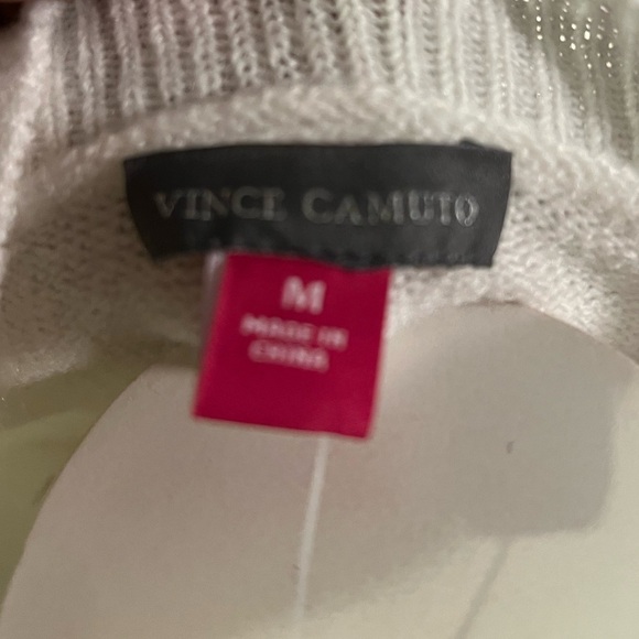 NWT Vince Camuto Cream Sweater with Gold Script - Picture 4 of 6